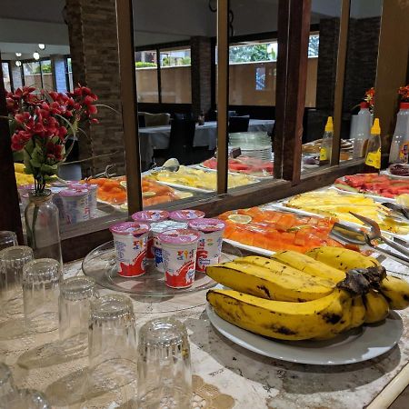 Prestige Hotel Suites Кампала Экстерьер фото