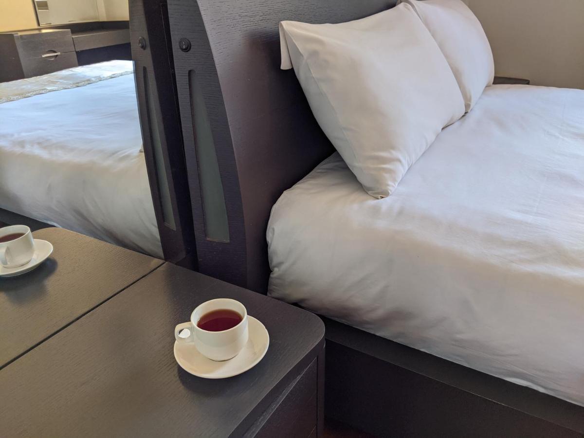 Prestige Hotel Suites Кампала Экстерьер фото
