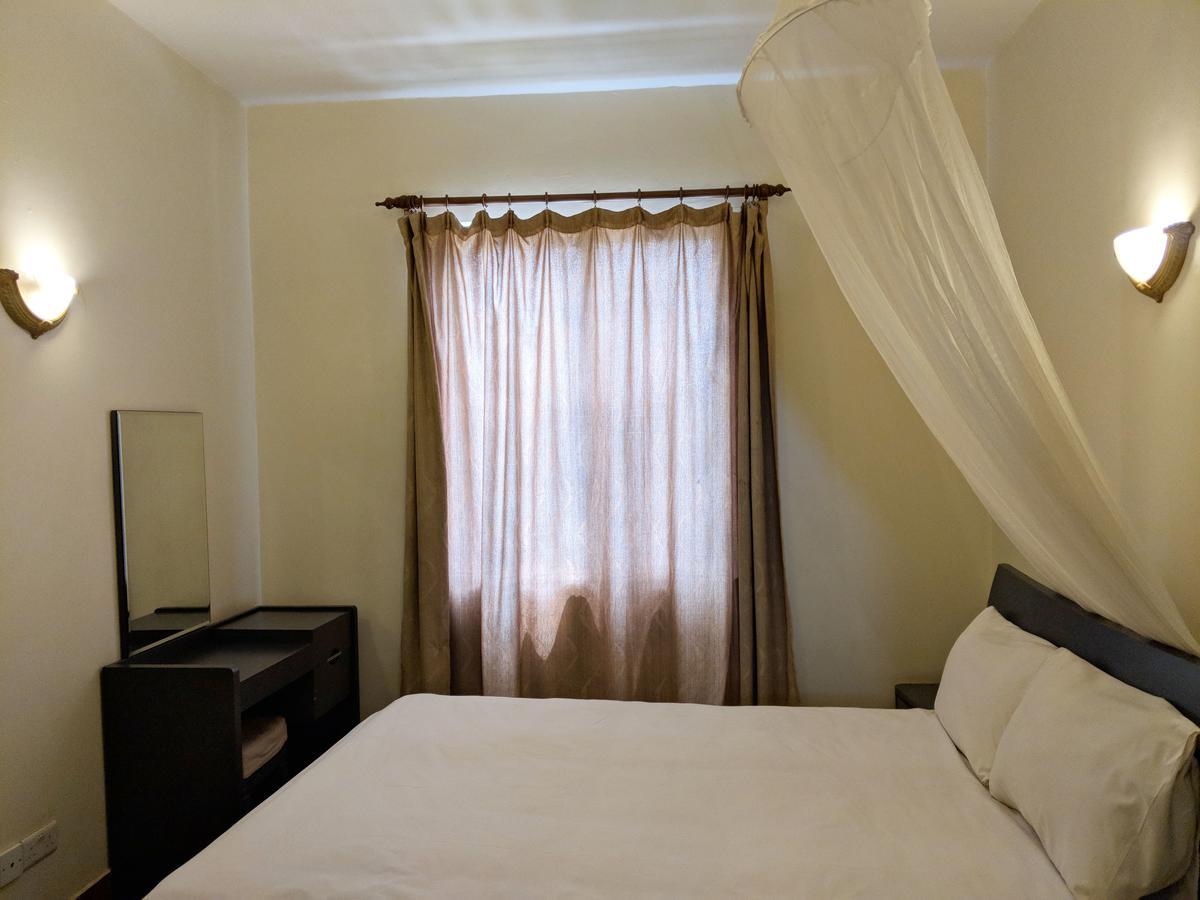 Prestige Hotel Suites Кампала Экстерьер фото