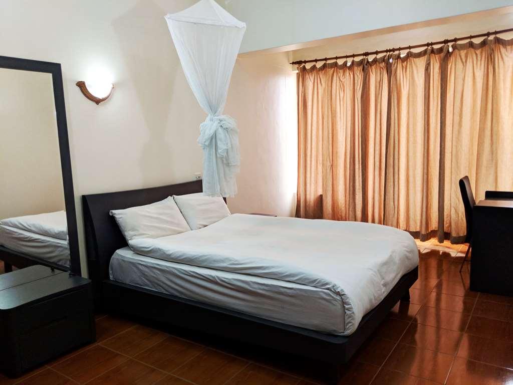 Prestige Hotel Suites Кампала Номер фото